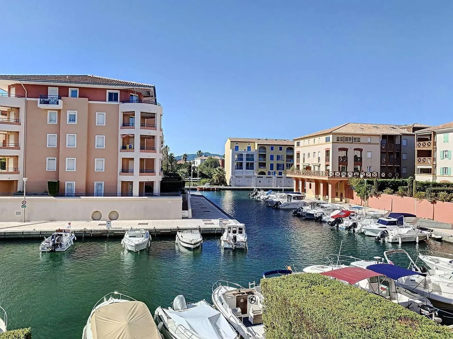 Le Pre - Port Frejus, Bord De Mer Et Base Nature